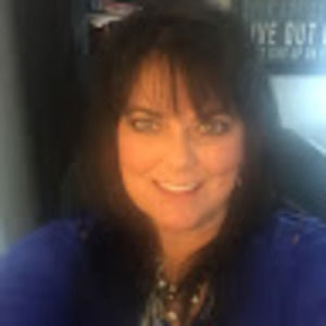 Meet your Posher, Renee